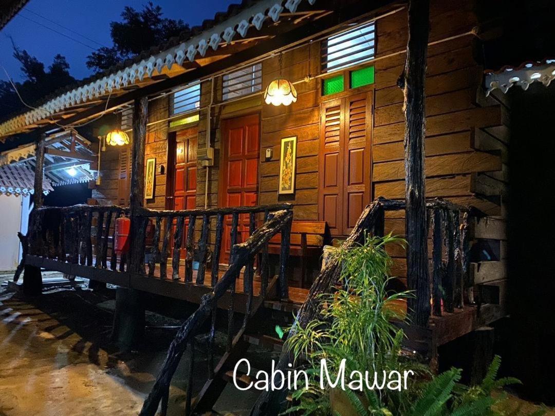 Rustic Chalet - Dahlia N Mawar At Sedim Vista Kulim Eksteriør billede